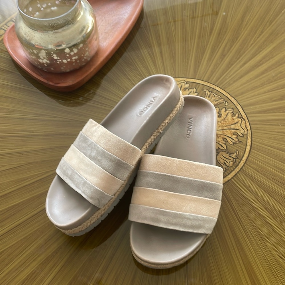 VINCE slip on sandals